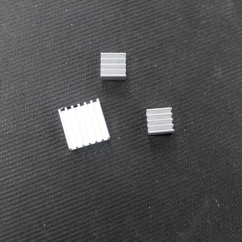 RASPBERRY PI B/B+ HEATSINK 3PCS/ 15X15X5MM 9X9X6MM 9X9X6MM
