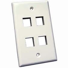 WALL PLATE 4PORT WHITE PLAIN 