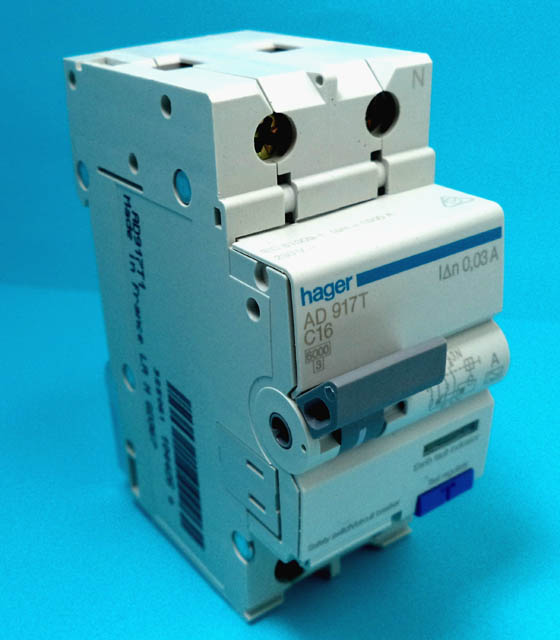 CIRCUIT BREAKER 16A 230VAC MCB DIN 1P+N 36X46MM W/TEST & EF IND
