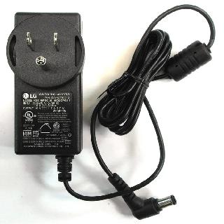 PSU SW 19VDC 1.3A 24.7W C+ PLUGI 4MM PLUG WITH CENTER PIN